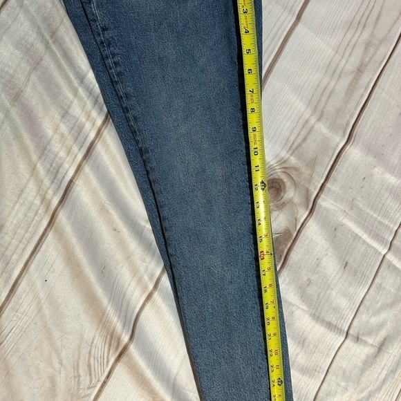 We The Free Jeans Button Fly Raw Hem Distressed Size 27 - Picture 6 of 9